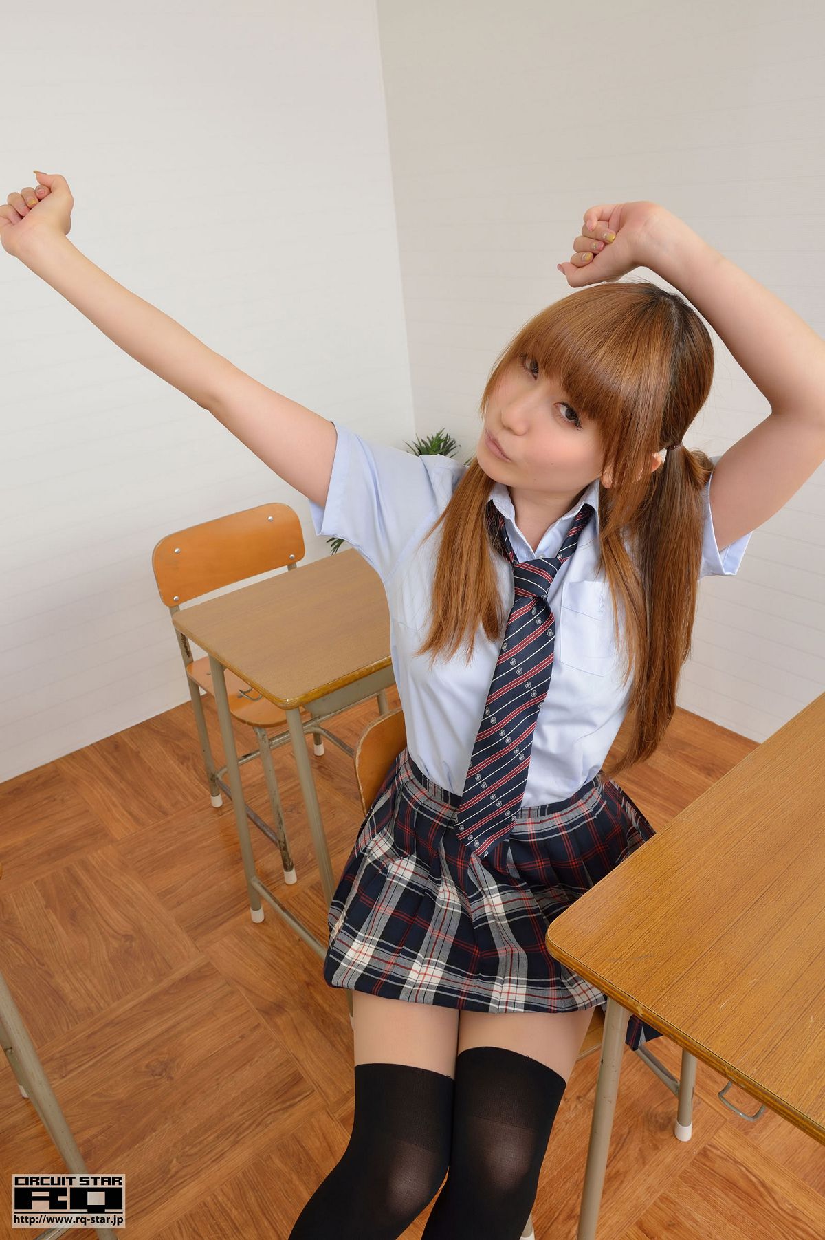 [RQ-STAR] NO.00687 夏川マノン『制服』 [76P]