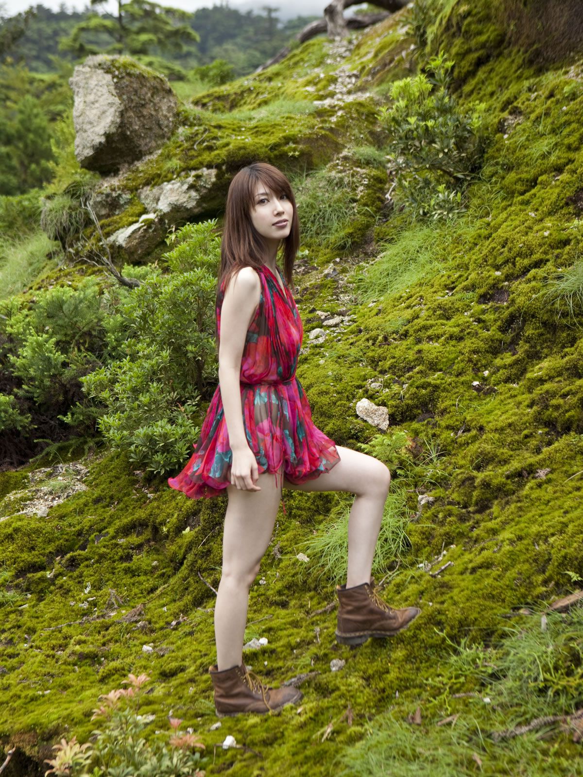 [Sabra.net] COVER GIRL 小林恵美『INNER FOREST』20101223 [200P]