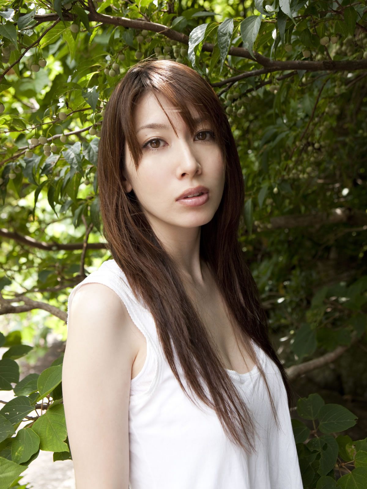 [Sabra.net] COVER GIRL 小林恵美『INNER FOREST』20101223 [200P]