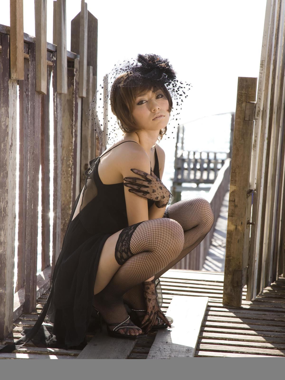 [Sabra.net] NEW COVER GIRL 谷桃子 『Peach shock2』 20100722 [100P]