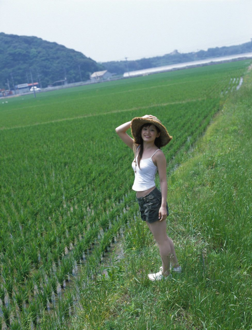 [Hello! Project Digital Books] No.16 Ai Takahashi 高橋 愛 [100P]