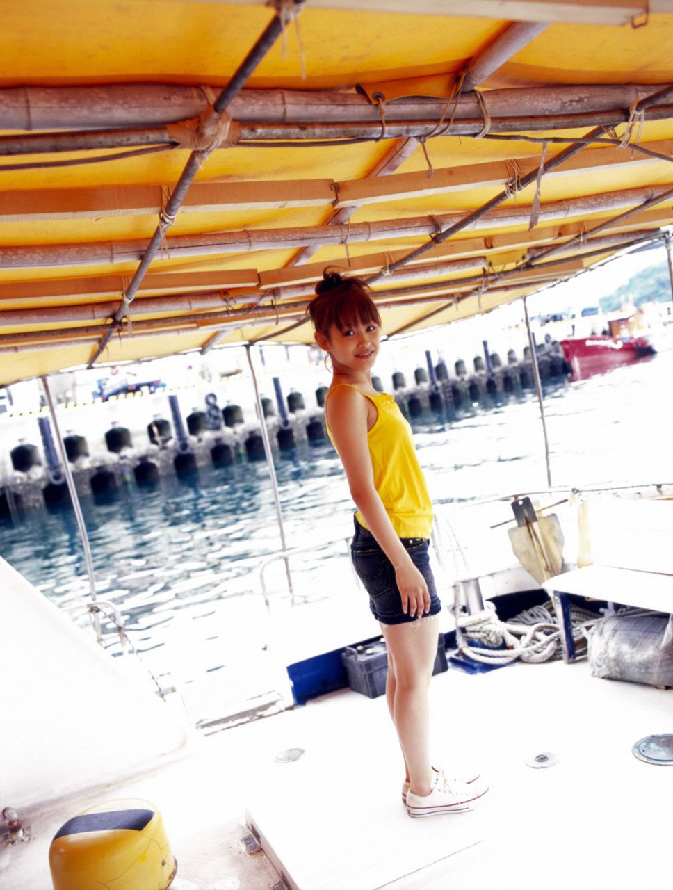 [Hello! Project Digital Books] No.16 Ai Takahashi 高橋 愛 [100P]