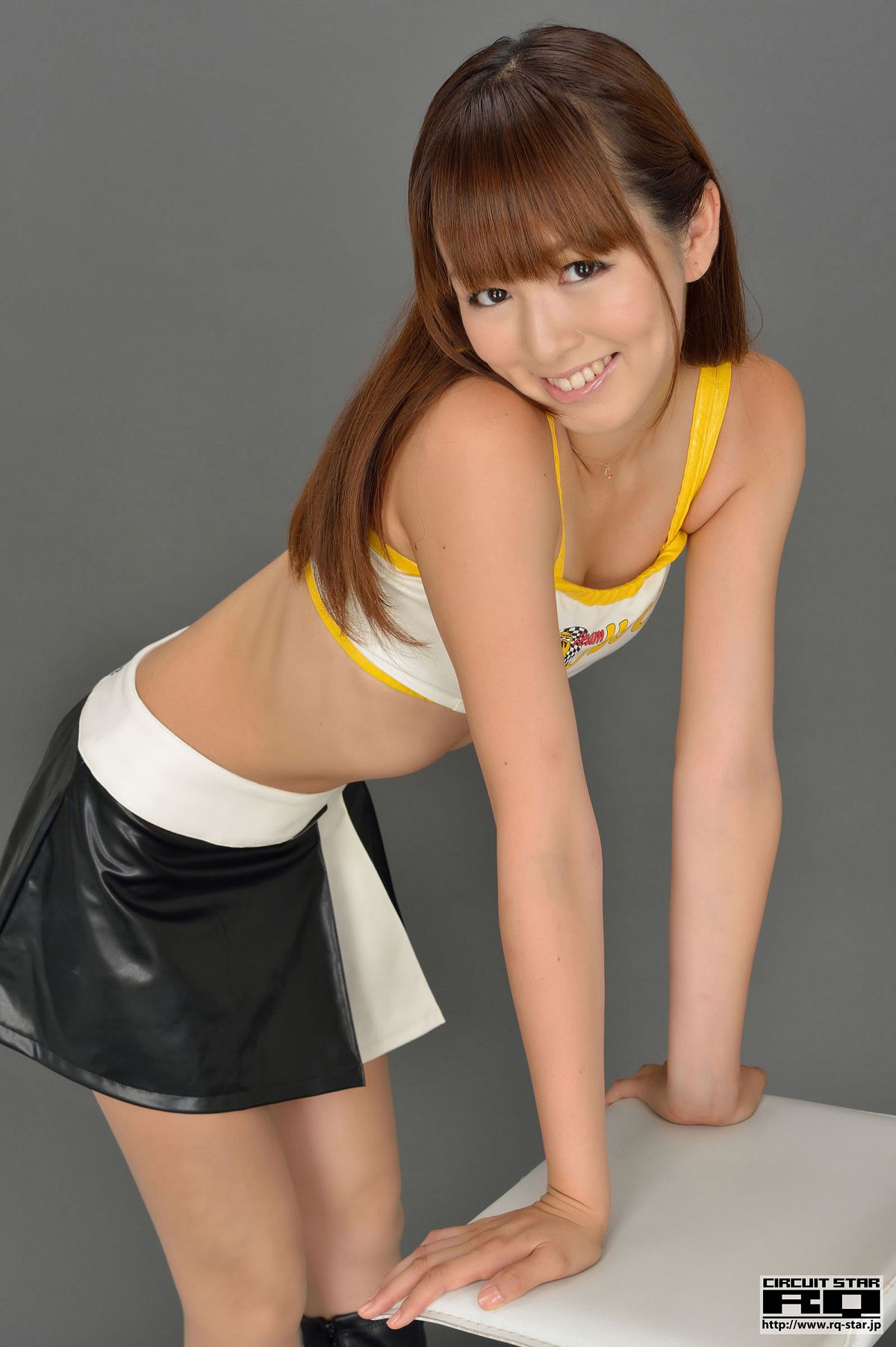 [RQ-STAR] NO.00695中川静香さんフォト『レースクイーン』 [100P]