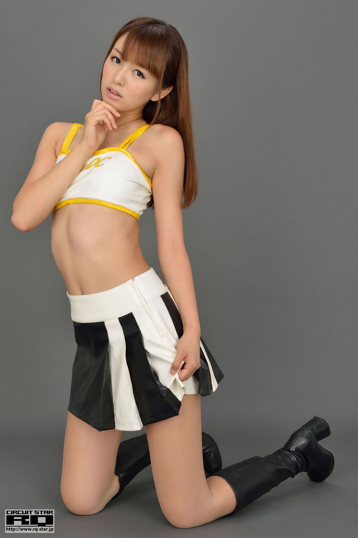 [RQ-STAR] NO.00695中川静香さんフォト『レースクイーン』 [100P]