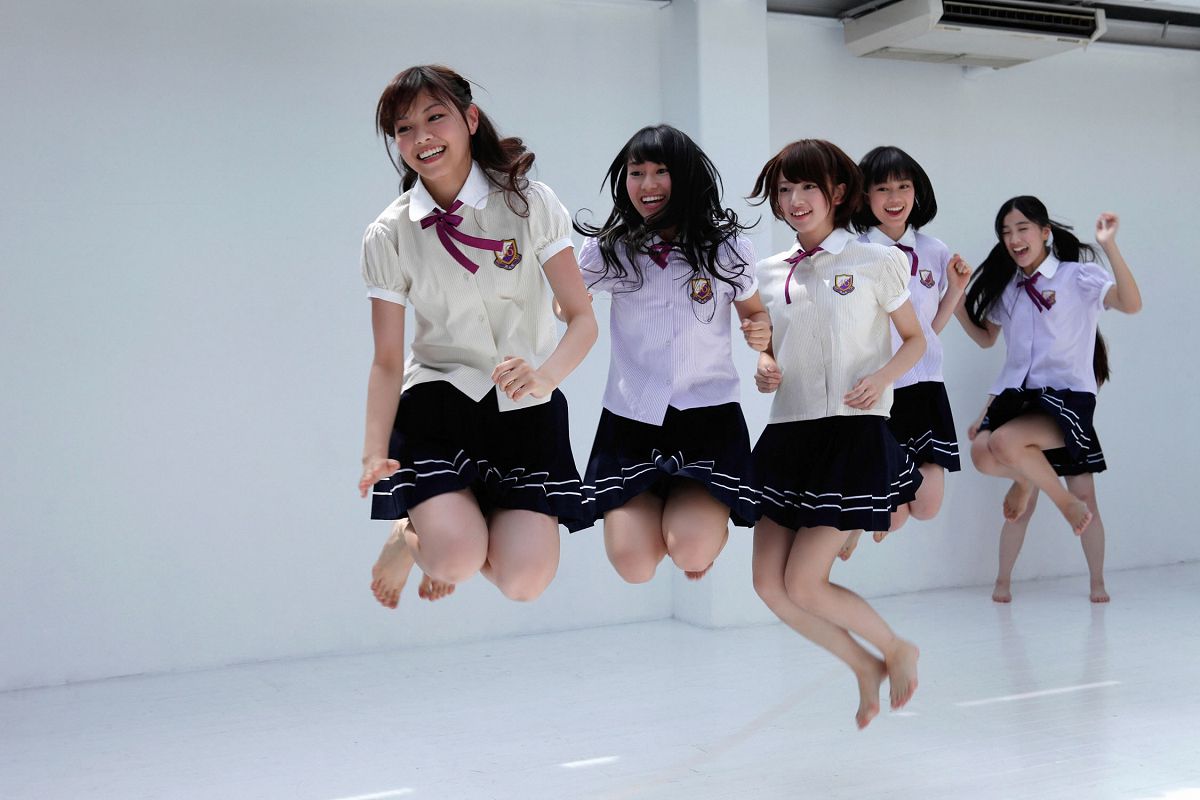 [YS Web] 2012.10.03 vol.521 乃木阪46 [111P]