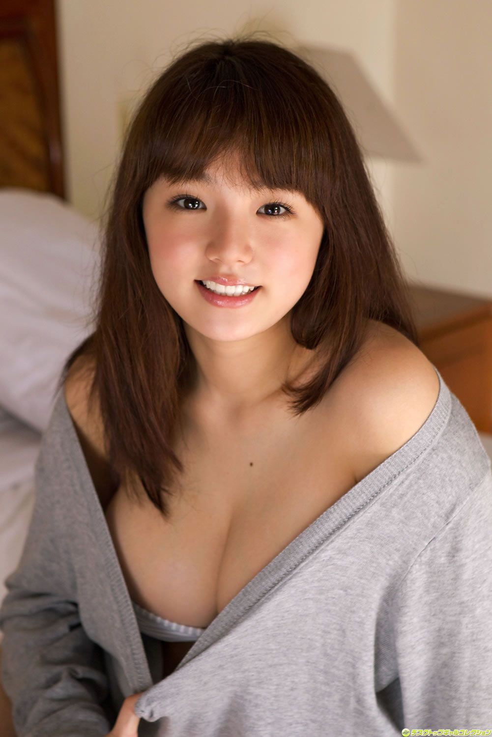 [DGC] 2012.10 No.1047 篠崎爱 [100P]