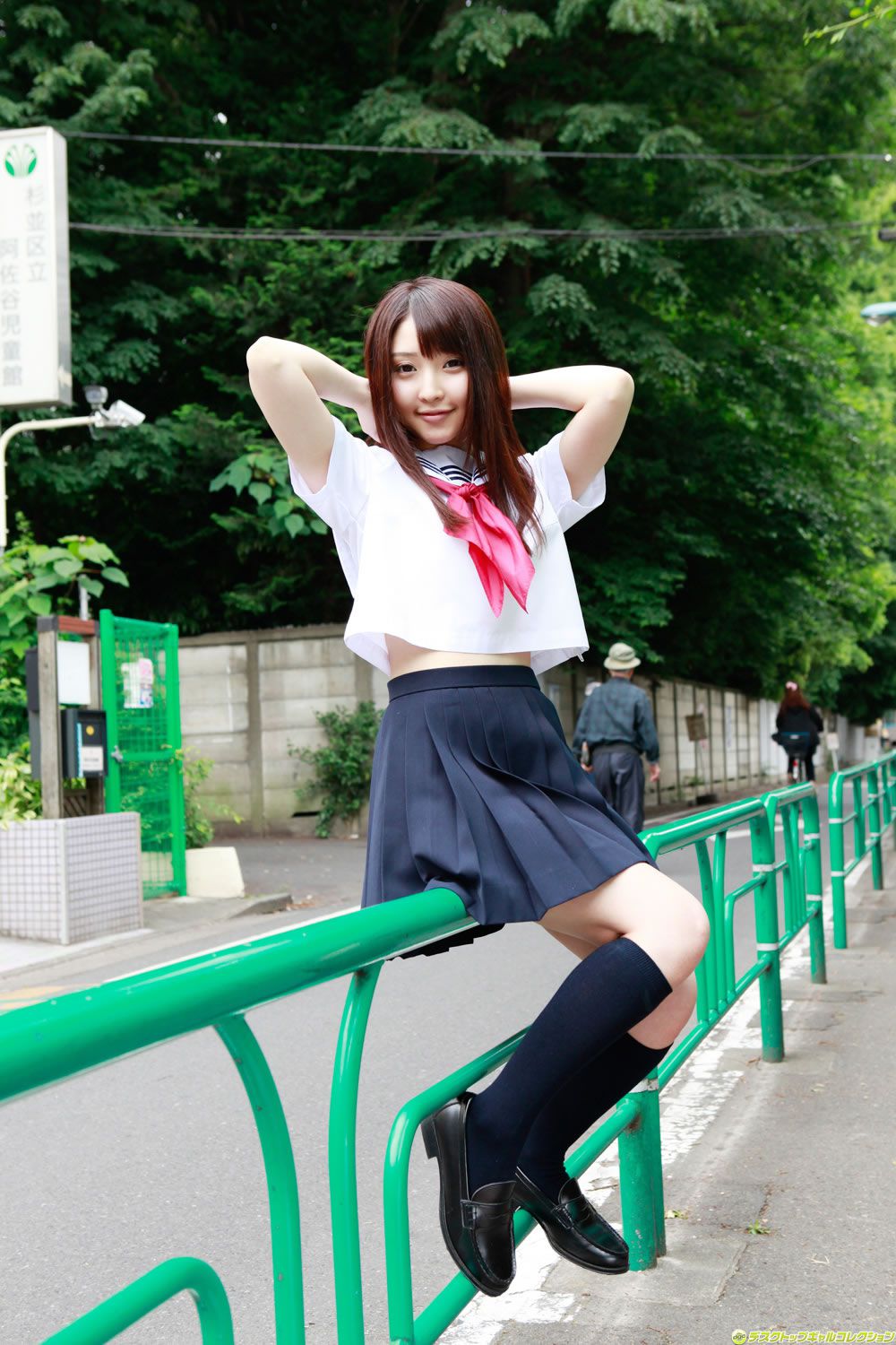 [DGC] 2012.10 No.1052 末永佳子 [100P]