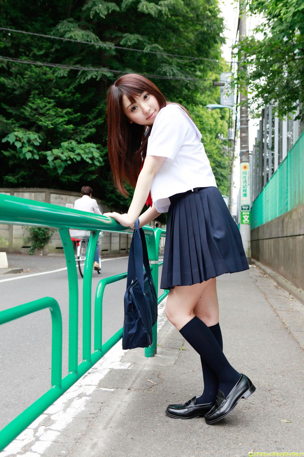 [DGC] 2012.10 No.1052 末永佳子 [100P]