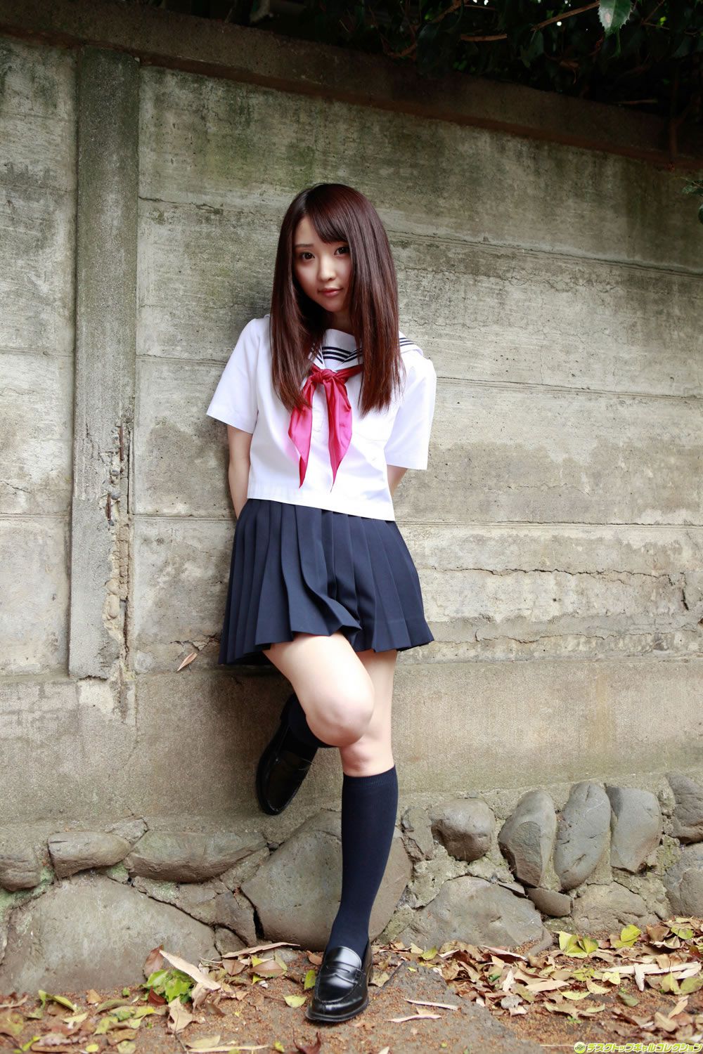 [DGC] 2012.10 No.1052 末永佳子 [100P]