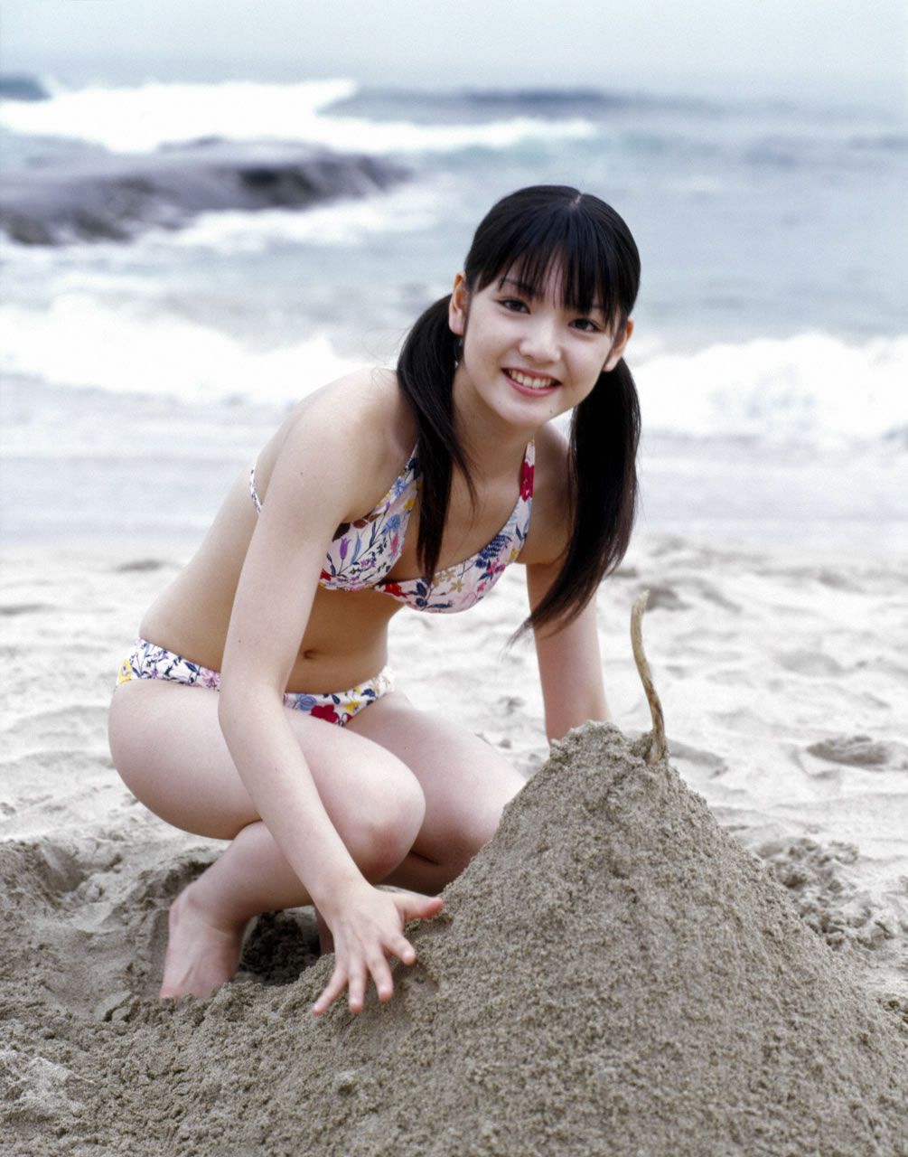 [Hello! Project Digital Books] No.21 Rika Ishikawa 石川梨華 + Sayumi Michishige 道重さゆみ [116P]