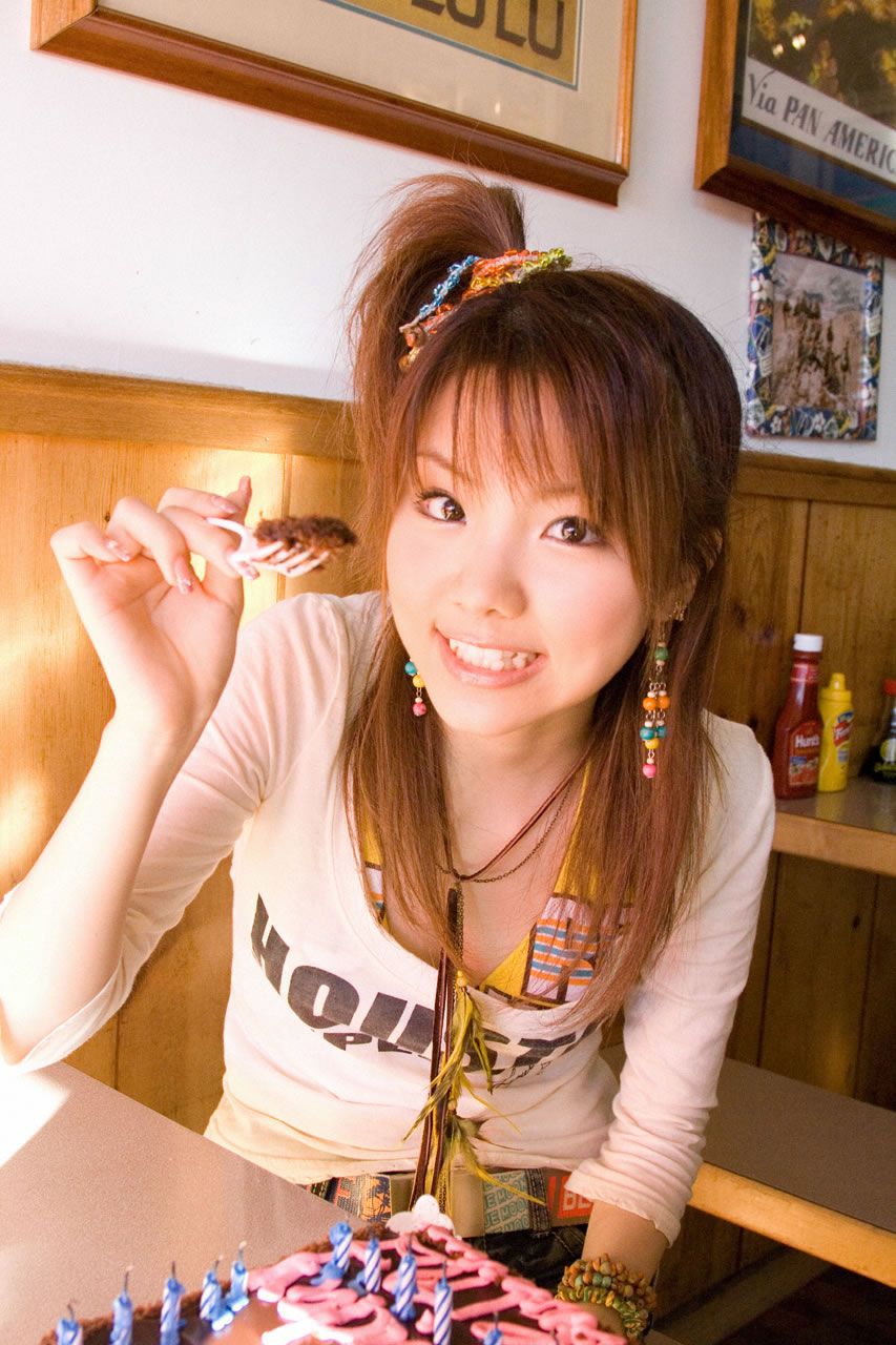 [Hello! Project Digital Books] No.37 Reina Tanaka 田中れいな [107P]