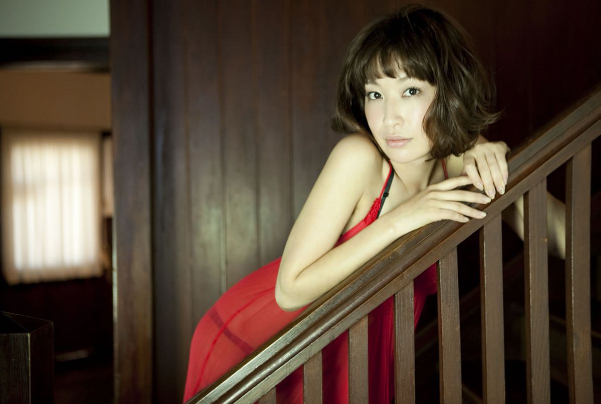 [image.tv] 2010.03.01 Mayumi Ono 小野真弓 Daydroam Bollever 前編+後編 [32P]