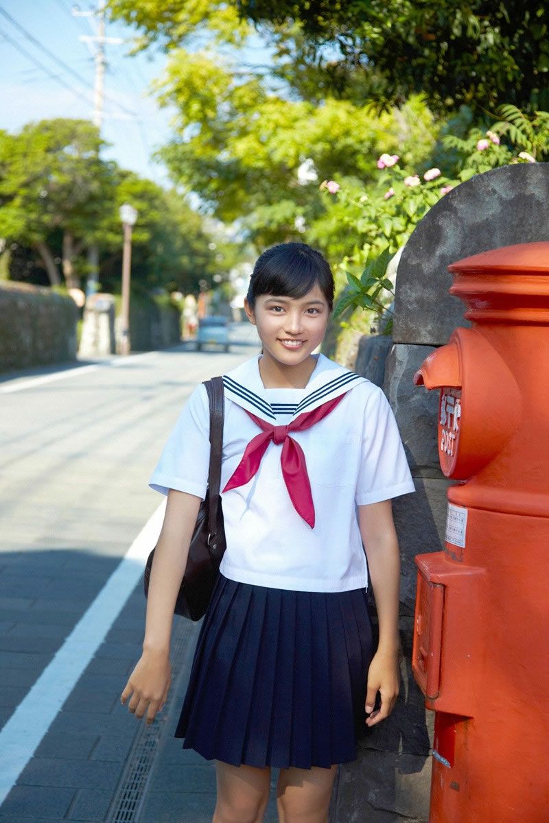 [Wanibooks WBGC] 2012.10 No.100 Haruna Kawaguchi 川口春奈 [196P]