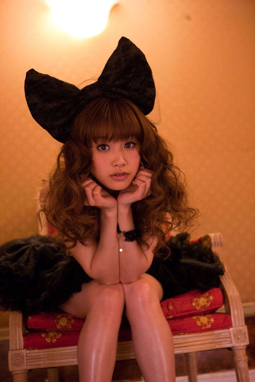[Hello! Project Digital Books] No.74 Ai Takahashi 高橋 愛 [118P]