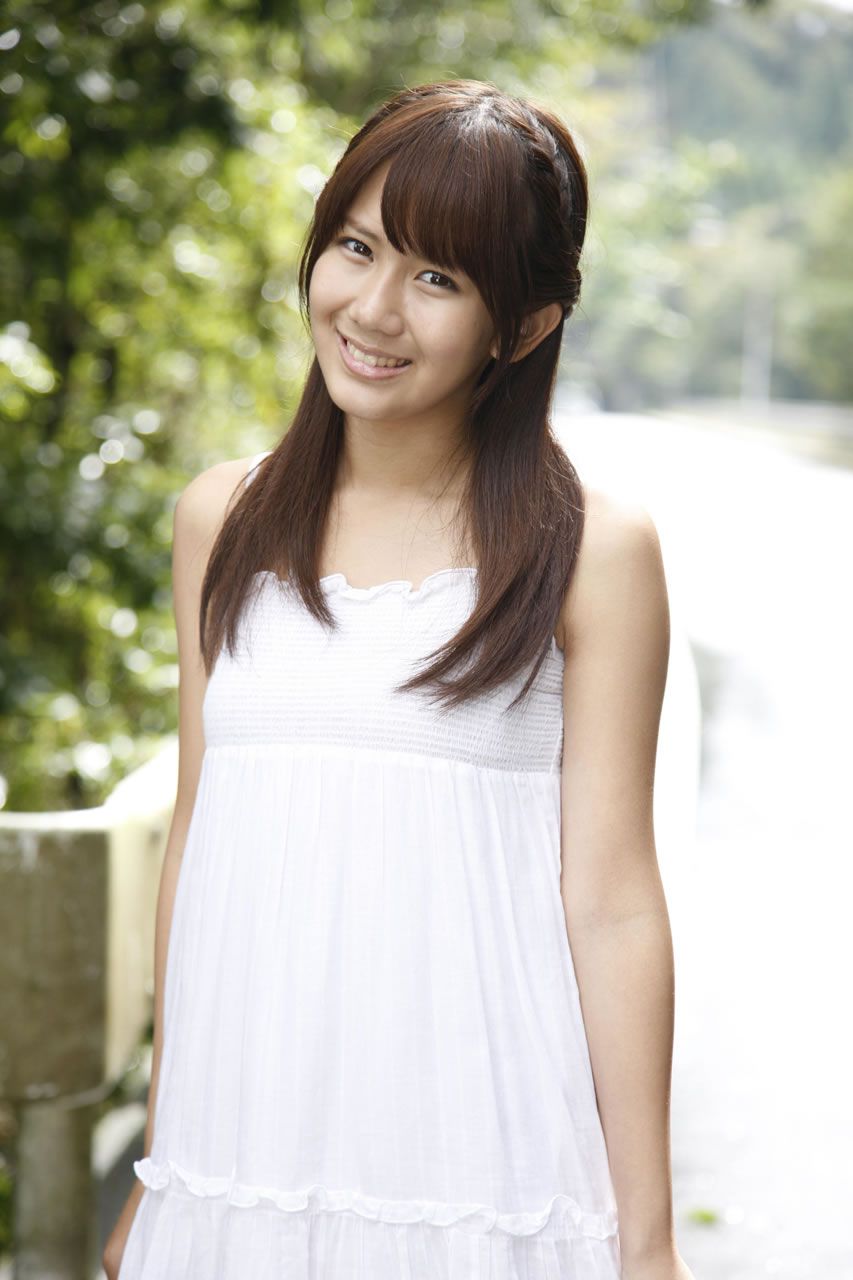 [Hello! Project Digital Books] No.82 Chisato Okai 岡井千聖 [100P]