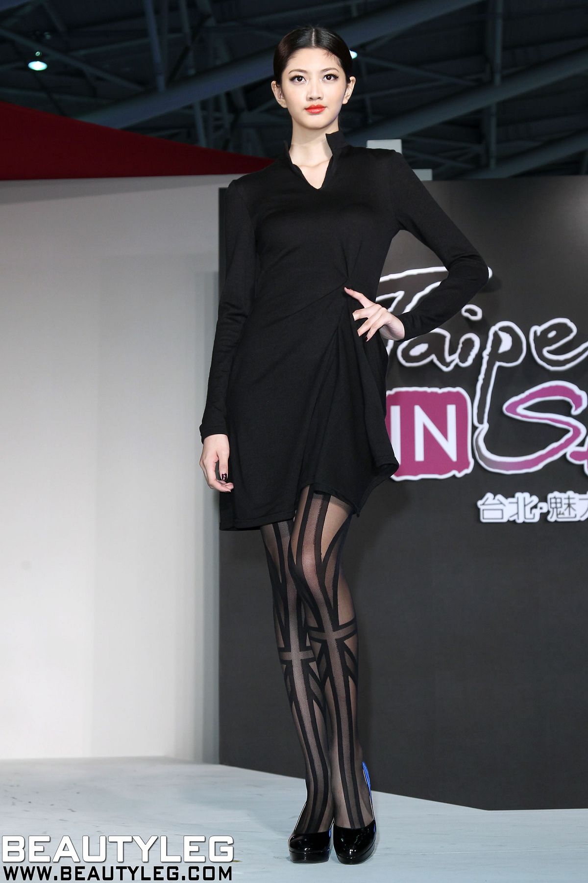 [Beautyleg] 名模美腿 2012.11.05 VOGUE PHOTO [77P]