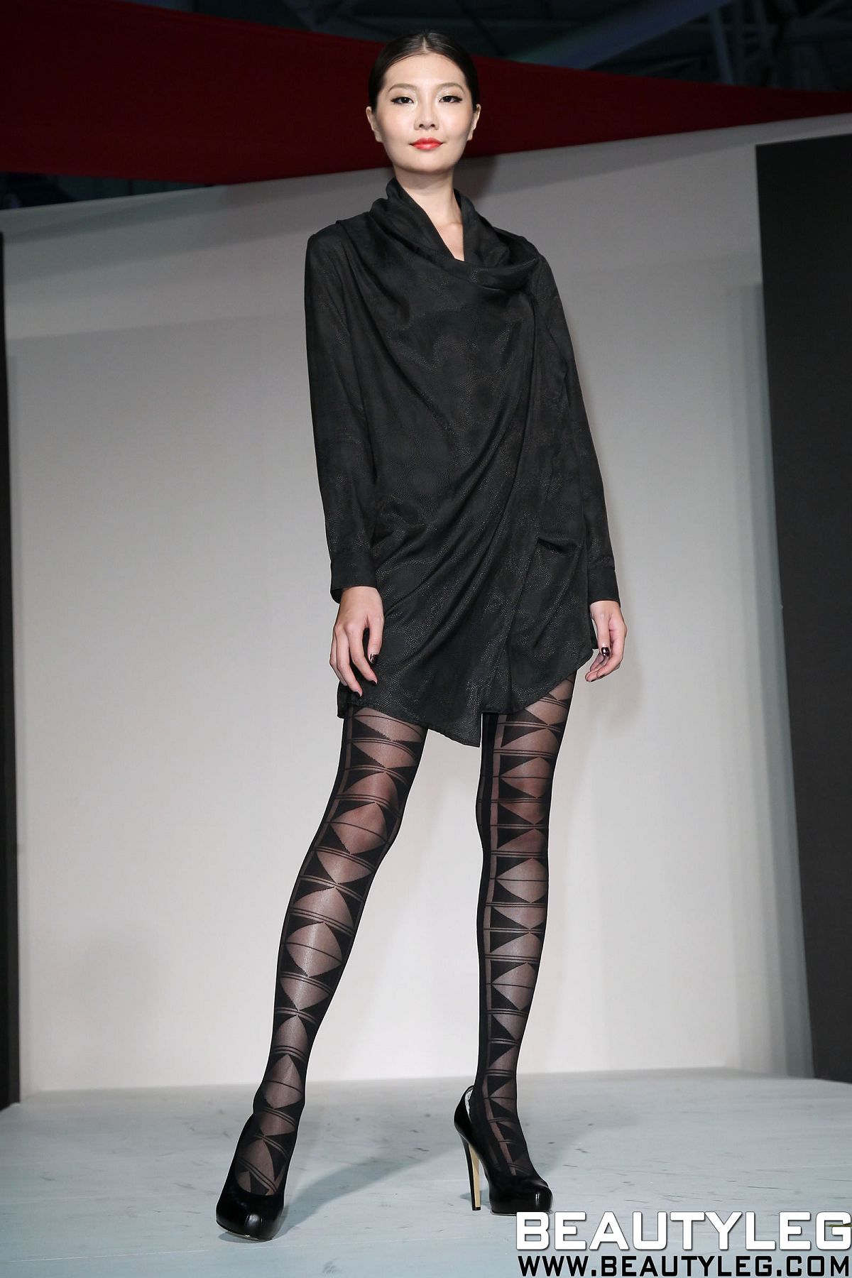 [Beautyleg] 名模美腿 2012.11.05 VOGUE PHOTO [77P]