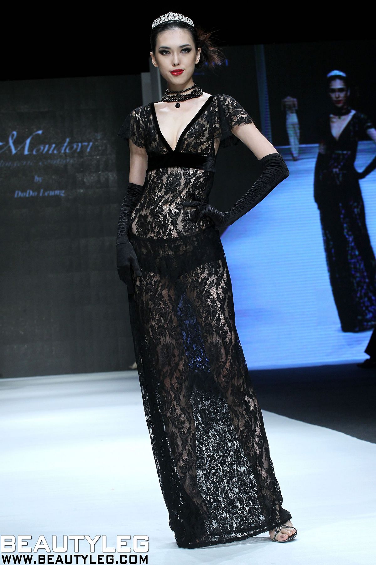 [Beautyleg] 名模美腿 2012.11.05 VOGUE PHOTO [77P]
