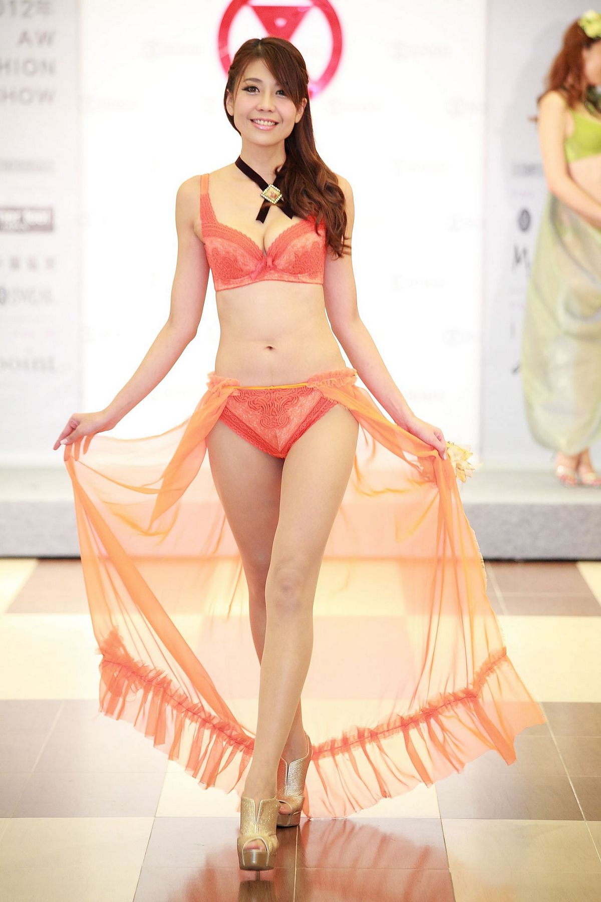 [Fashion Show] 2012.11.11 曼黛瑪蓮.莎薇華哥爾 [90P]