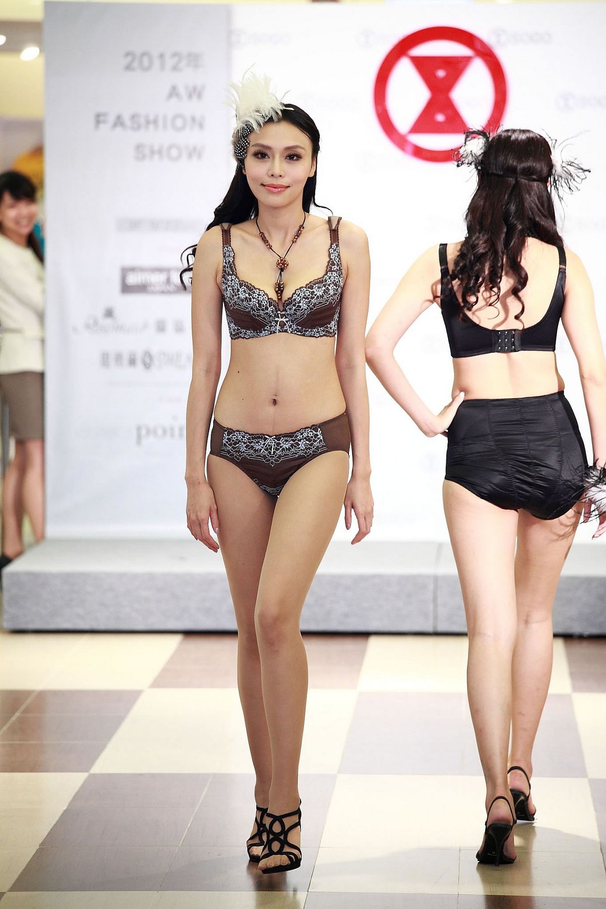 [Fashion Show] 2012.11.11 曼黛瑪蓮.莎薇華哥爾 [90P]