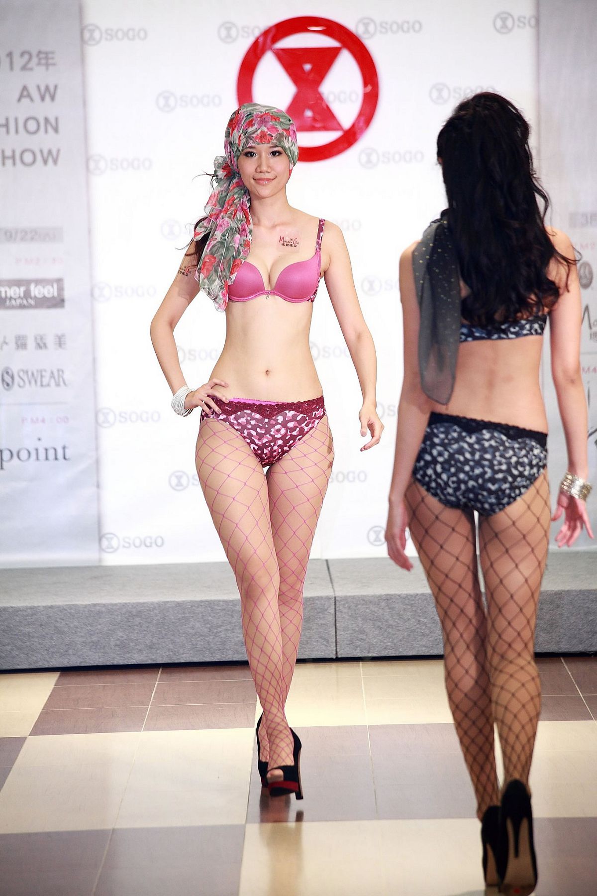 [Fashion Show] 2012.11.11 曼黛瑪蓮.莎薇華哥爾 [90P]