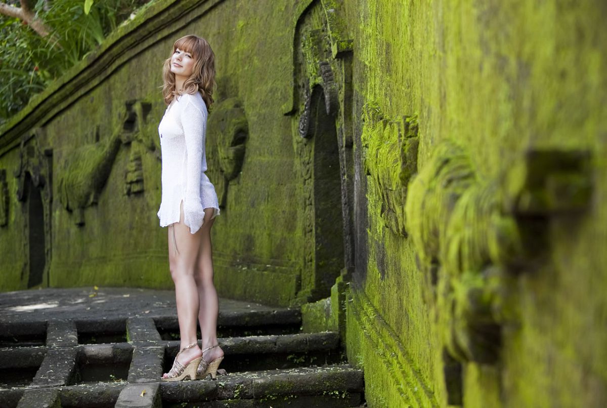 [image.tv] 2010.04.01 Suzanne スザンヌ Lady days 前編 [40P]