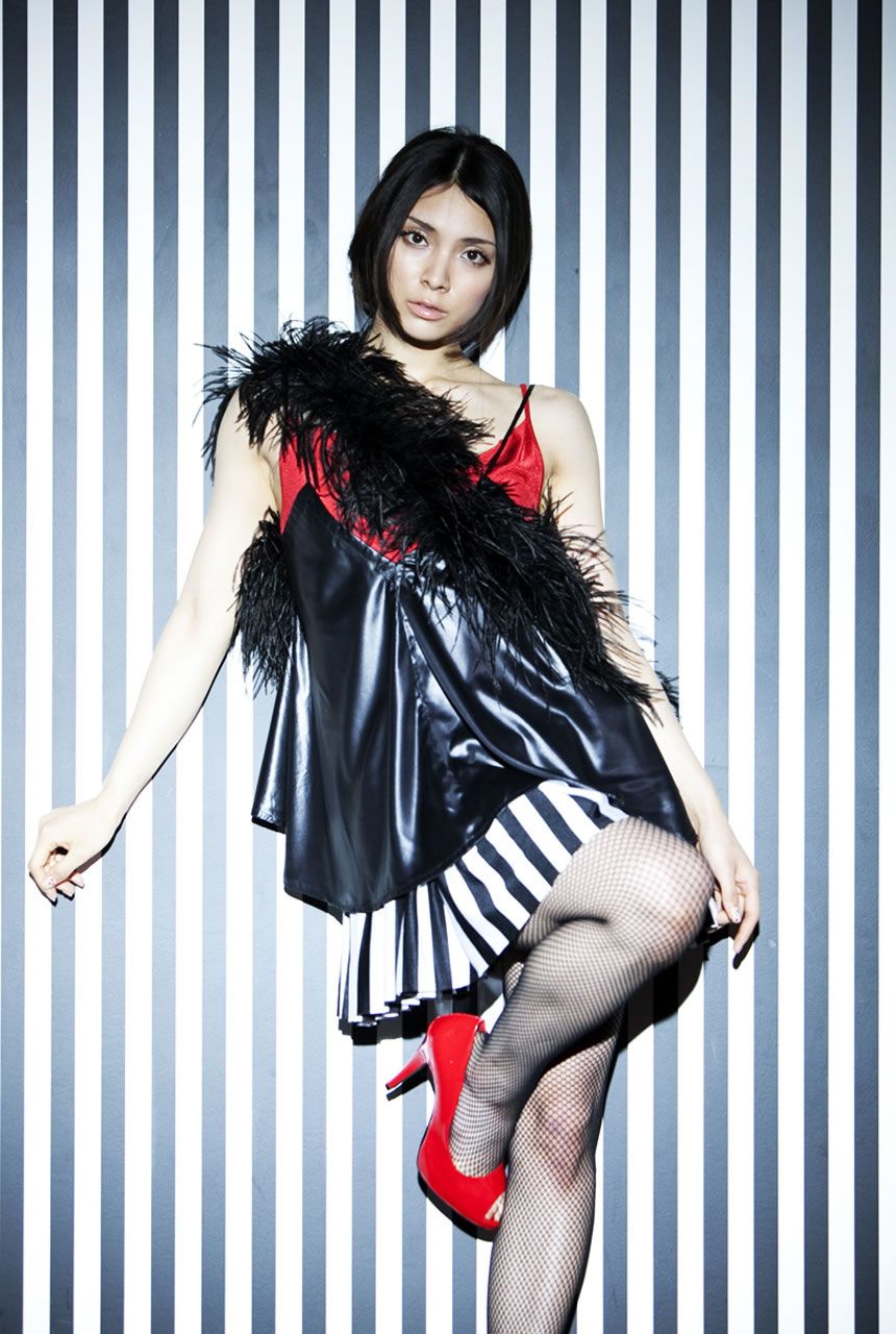 [image.tv] 2010.06.01 Sayaka Akimoto 秋元才加 Princess Sayaka 前編 [36P]