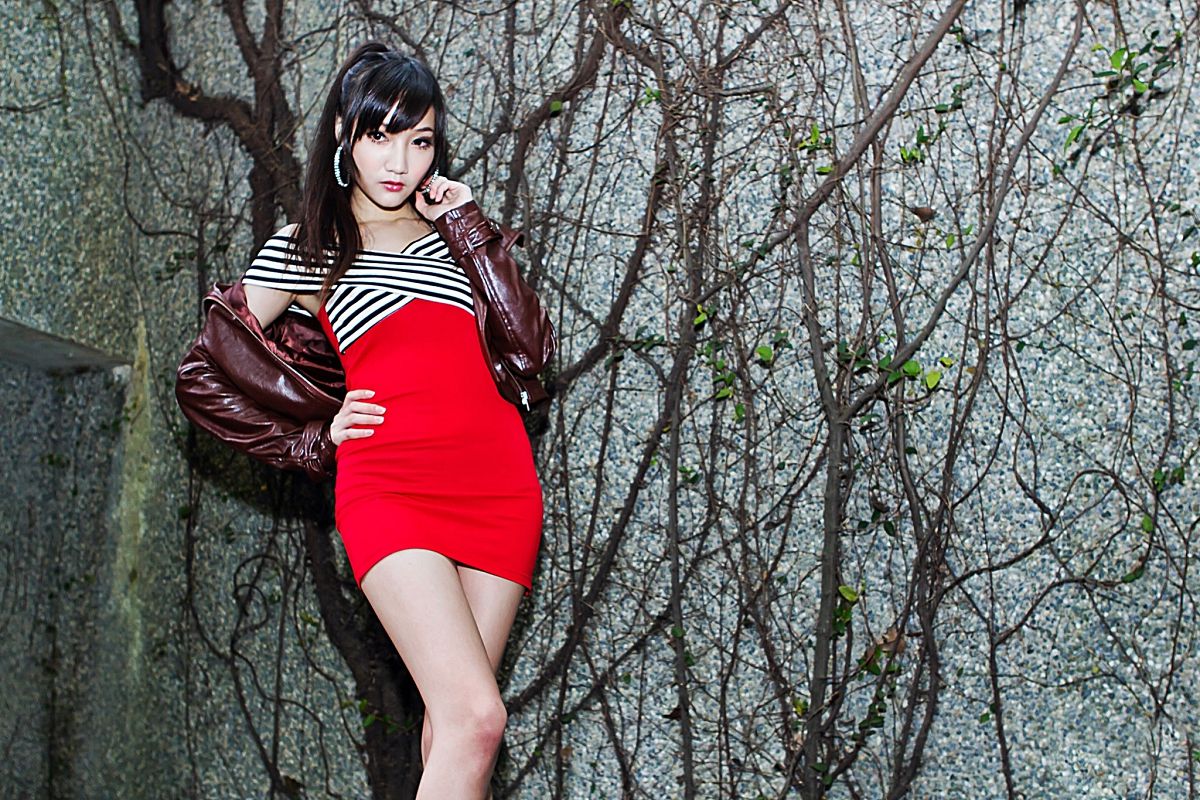Tina 2012.06.02美國街 [43P]