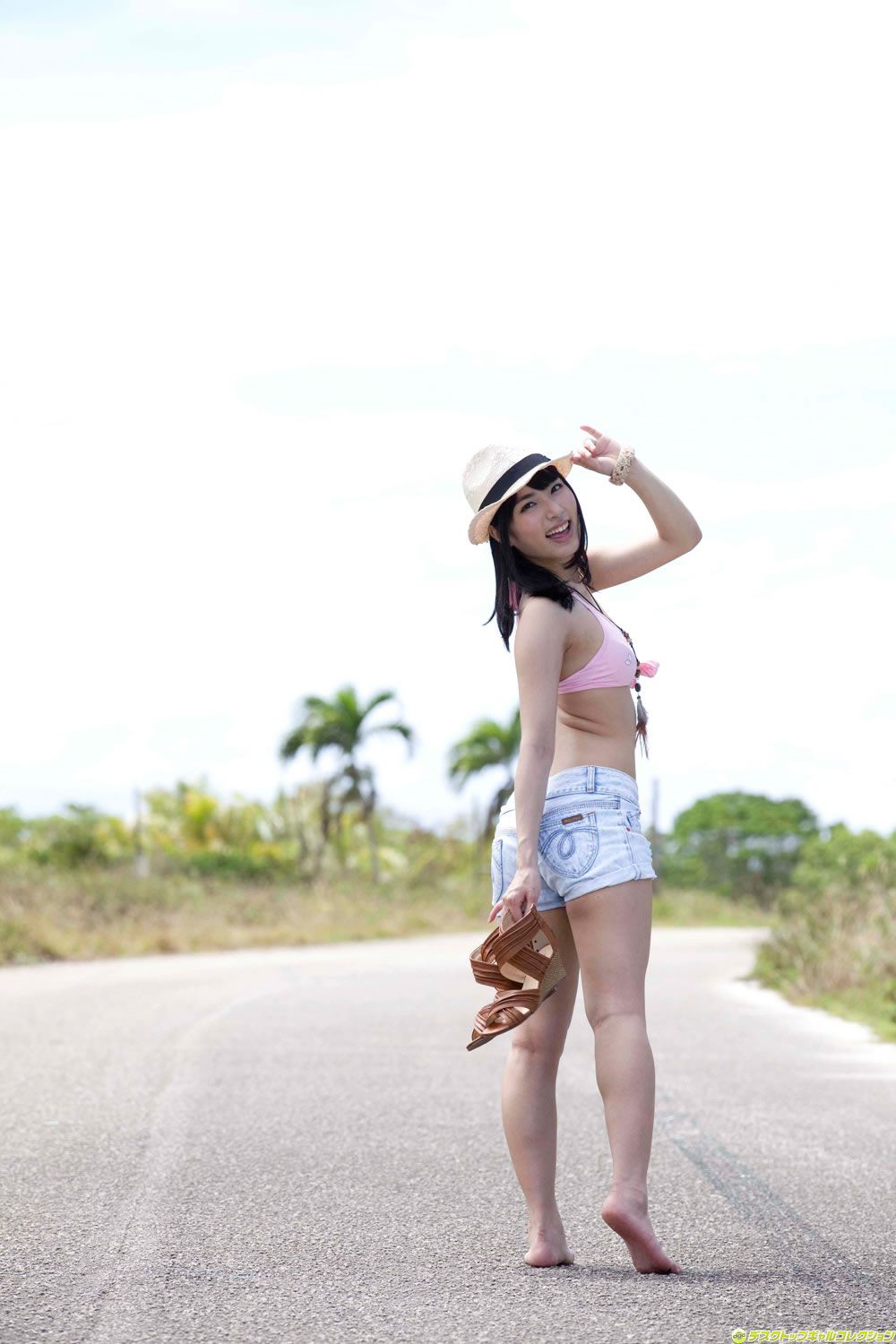 [DGC] 2012.12 No.1063 Kana Yume 由愛可奈 見た目は清純。でもホントは淫乱なんです… [100P]