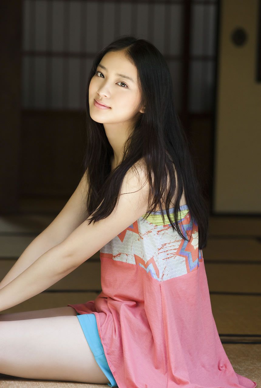 [Image.tv] 12.01 2012年12月号 武井咲 Emi Takei [25P]