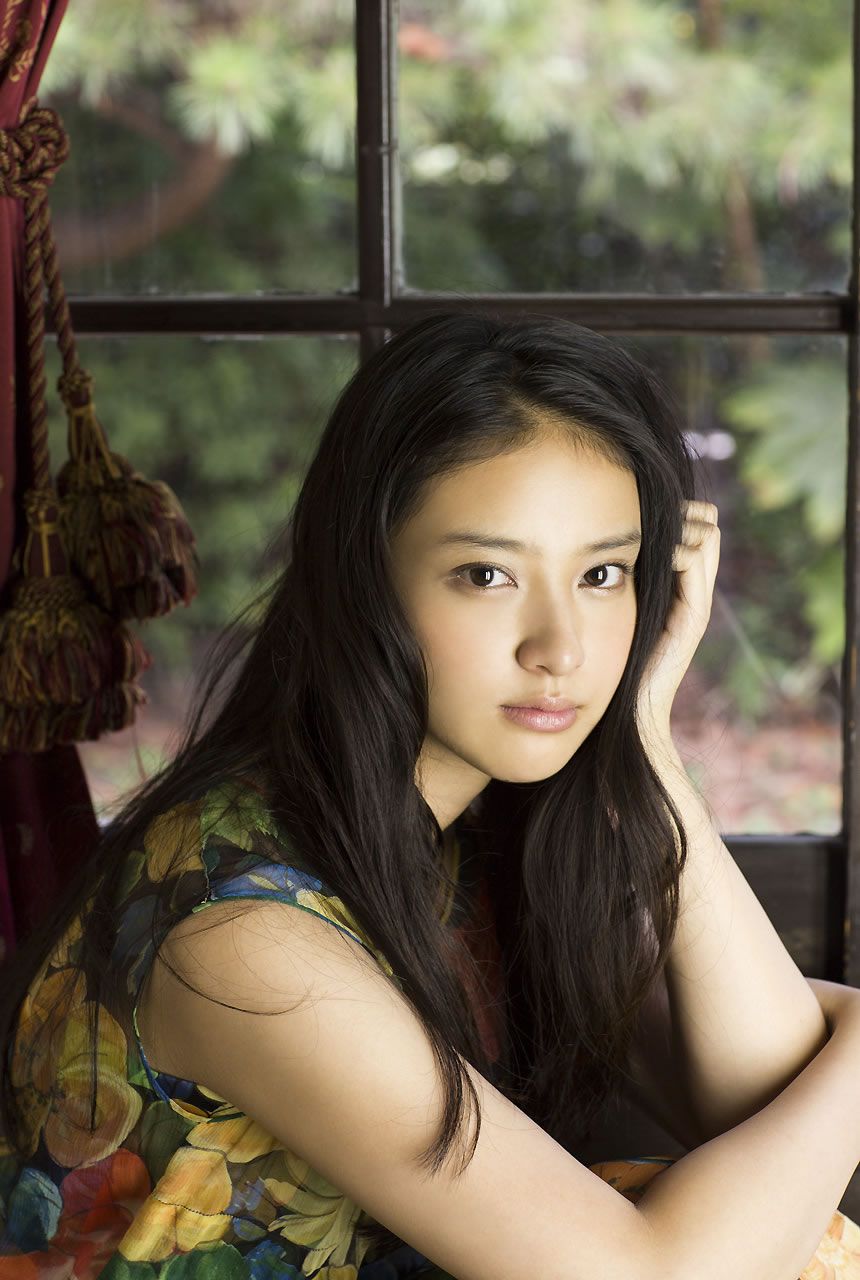[Image.tv] 12.01 2012年12月号 武井咲 Emi Takei [25P]