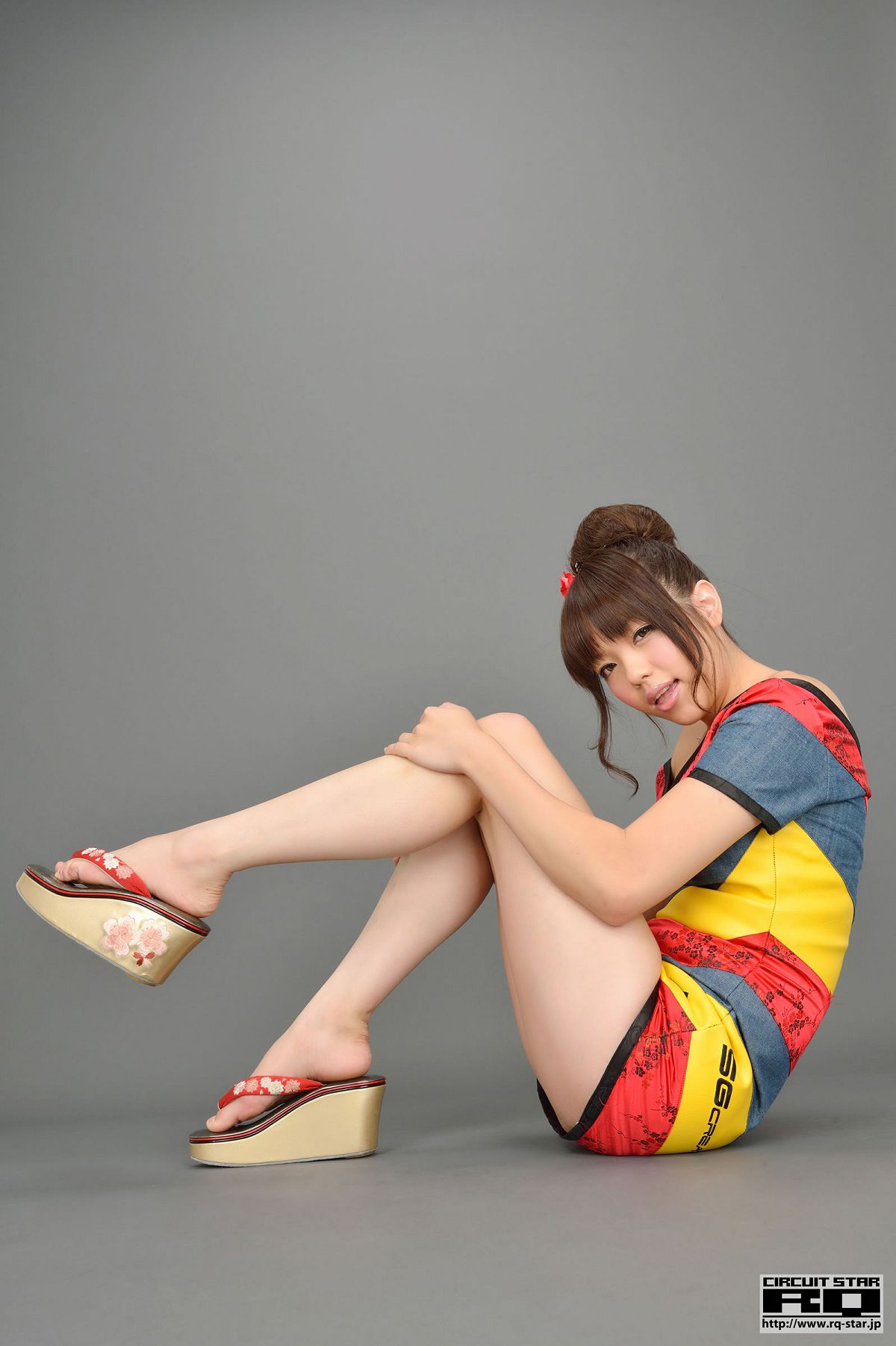 [RQ-STAR] 2012.12.07 NO.00725 Natsuki Higurashi 日暮なつき Race Queen [80P]