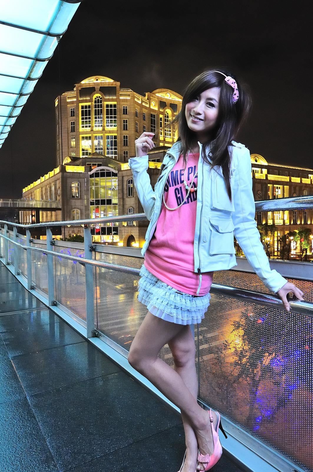 Vicni- 2012.10.11 百变邻家女孩 [45P]