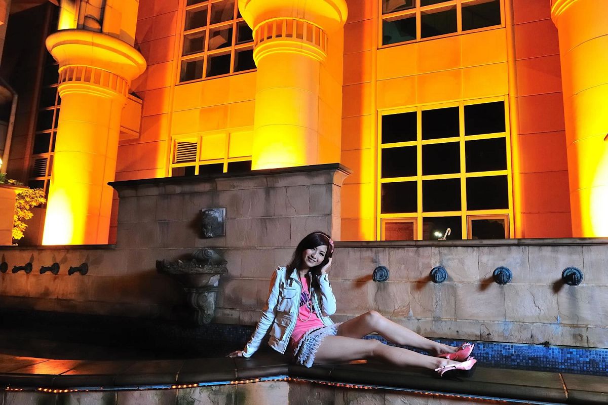 Vicni- 2012.10.11 百变邻家女孩 [45P]