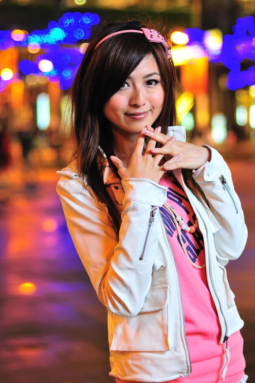 Vicni- 2012.10.11 百变邻家女孩 [45P]