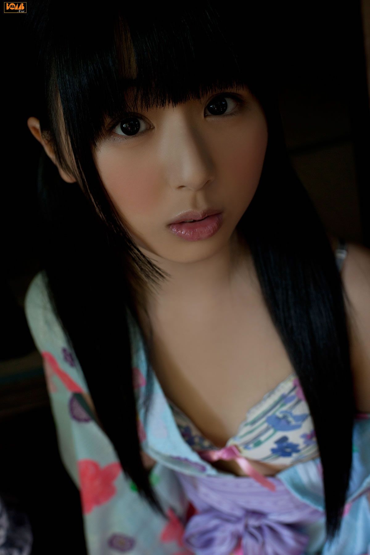 [BOMB.tv] GRAVURE Channel 2012年12月号栗田恵美×今野杏南 [66P]