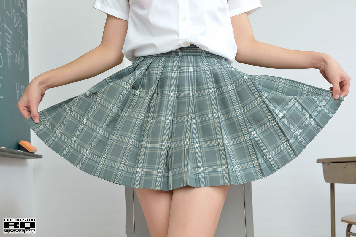 [RQ-STAR] 2012.12.10 NO.00726 Natsuki Higurashi 日暮なつき School Girl Style [100P]