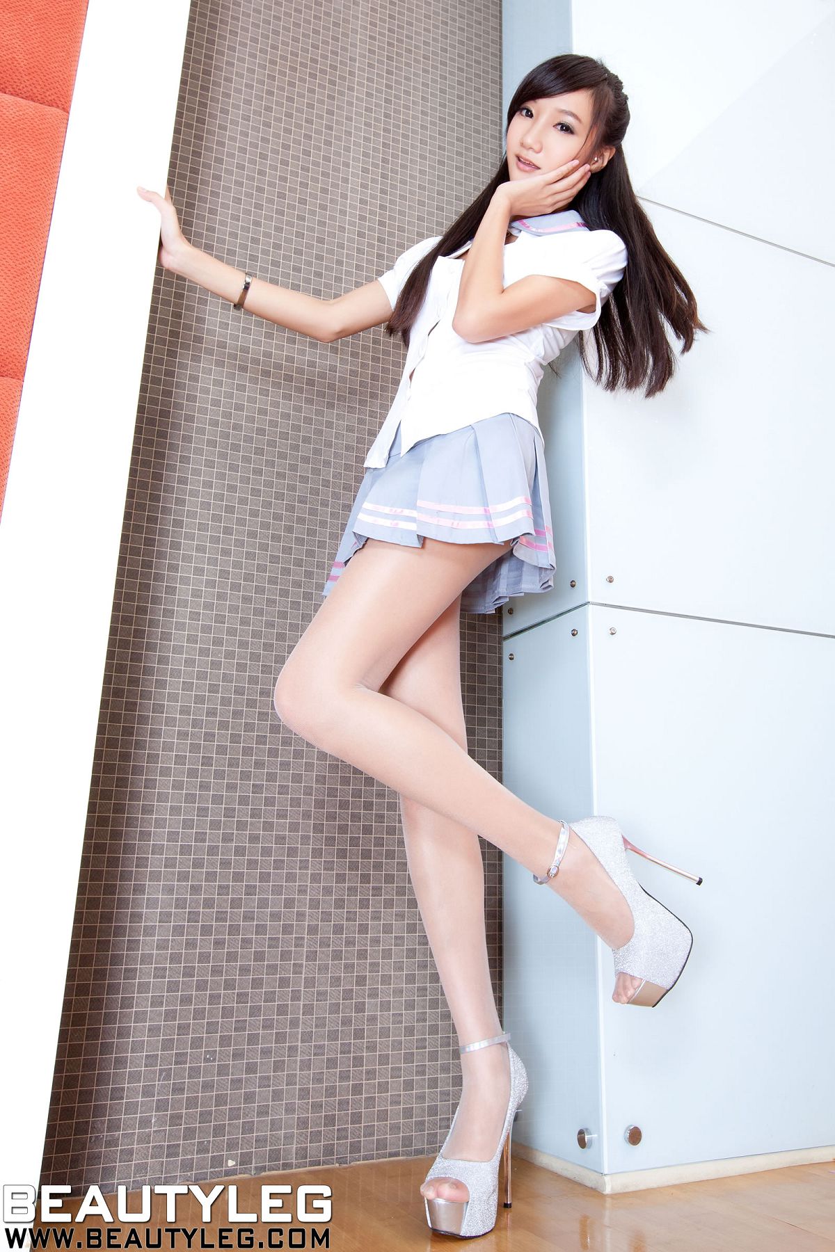 [Beautyleg] 美腿寫真 2012.12.14 No.757 Tina [54P]