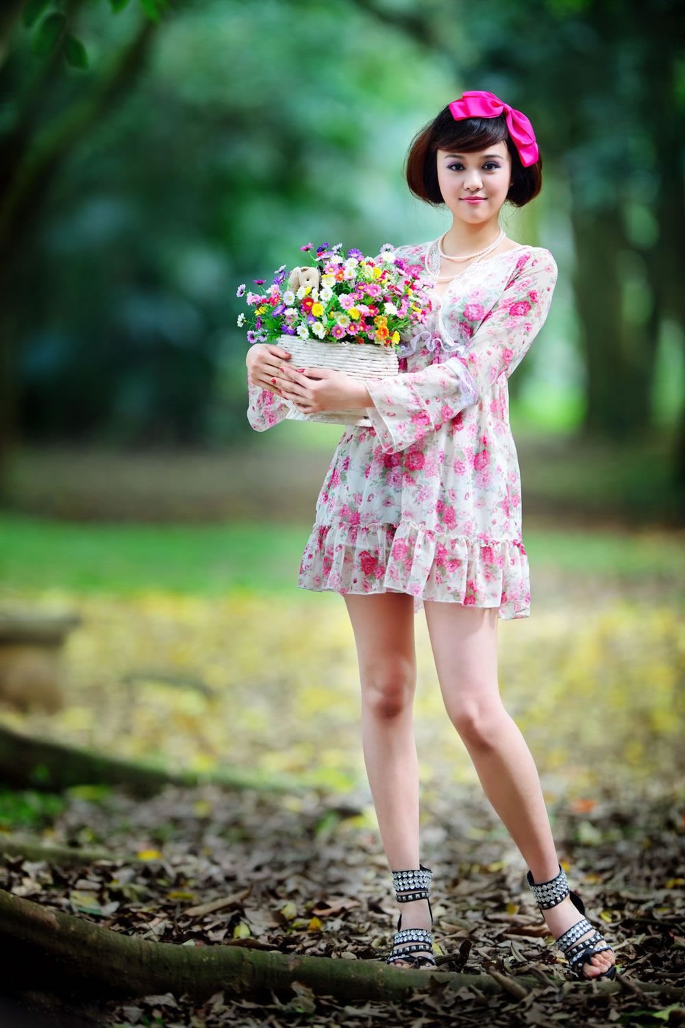 清新美女模特尹芝外拍 [20P]