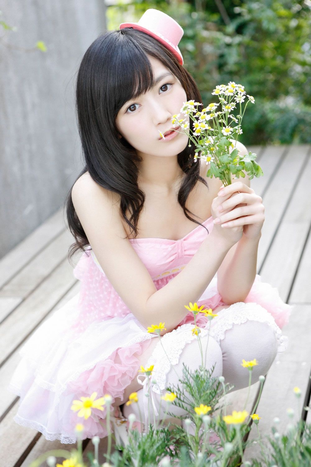 [YS Web] 2012.12.22 Vol.531 渡辺麻友 「モフモフまゆゆ」[60P]
