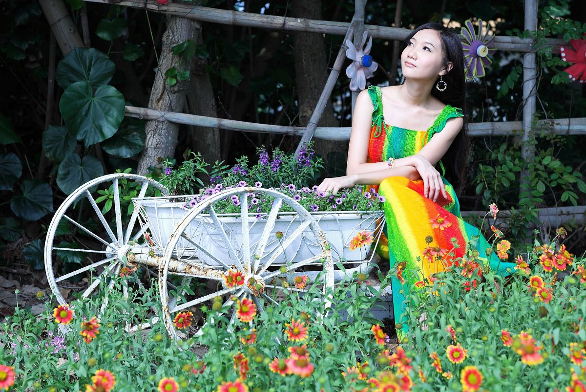 Tina 2012.04.12 鄰家有女初長成 [35P]