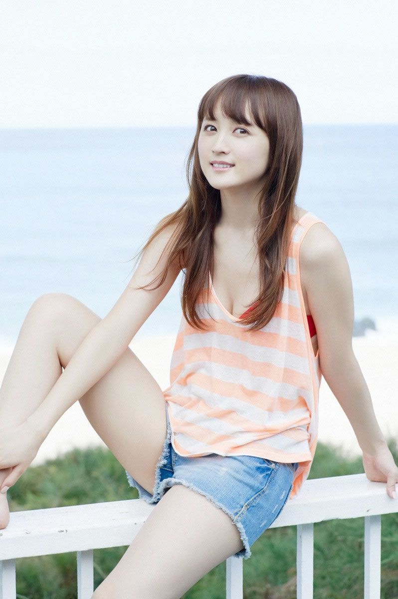 [Wanibooks WBGC] 2012.12 No.102 Ayaka Komatsu 小松彩夏 [175P]