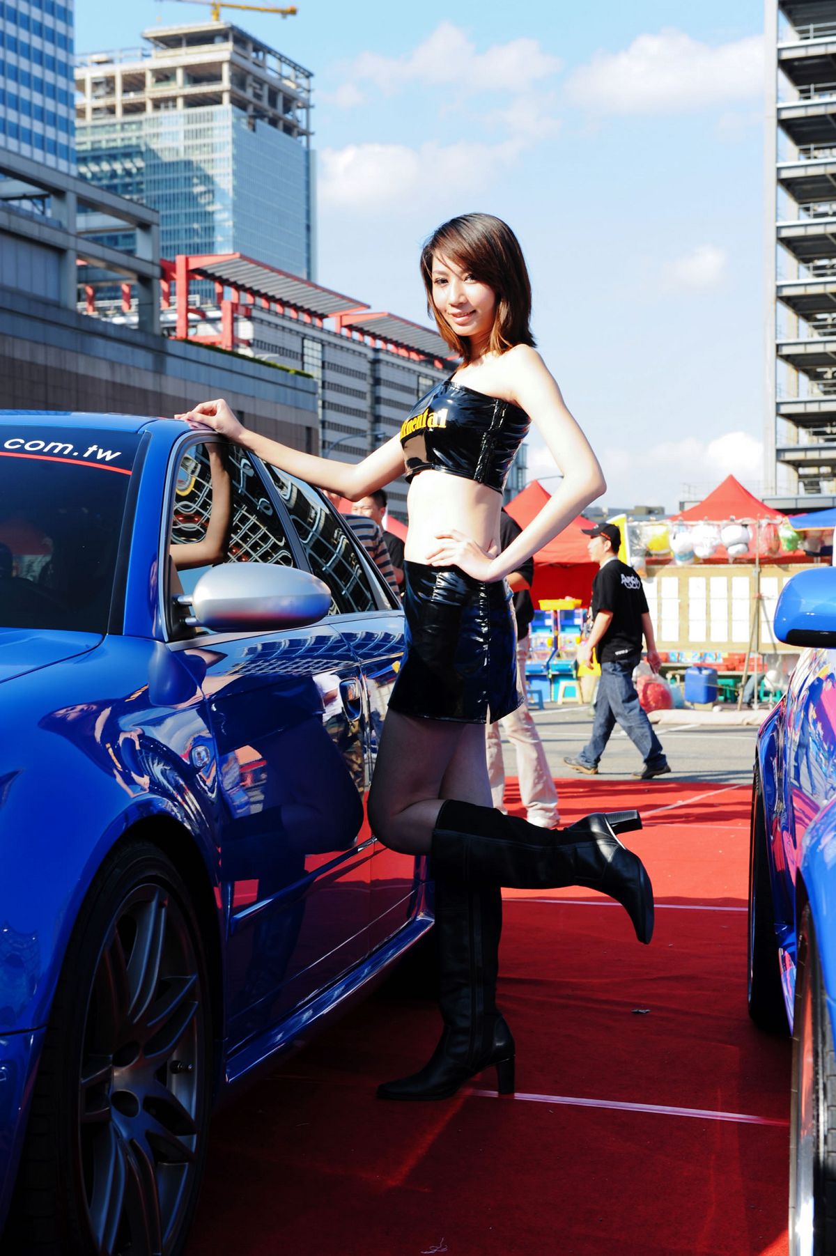 展场 2012AudiRoad Showgirl [35P]