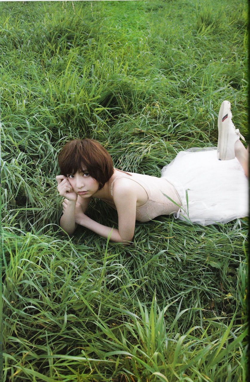 篠田麻里子 Mariko Shinoda 《Yes and No》写真全本 [100P]
