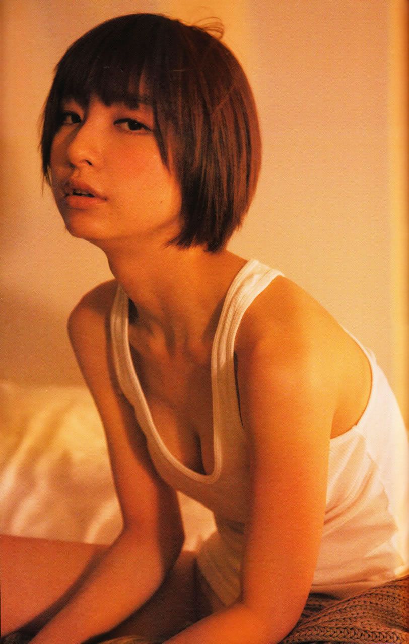 篠田麻里子 Mariko Shinoda 《Yes and No》写真全本 [100P]