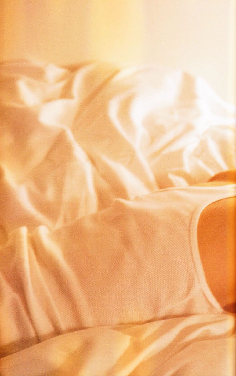 篠田麻里子 Mariko Shinoda 《Yes and No》写真全本 [100P]