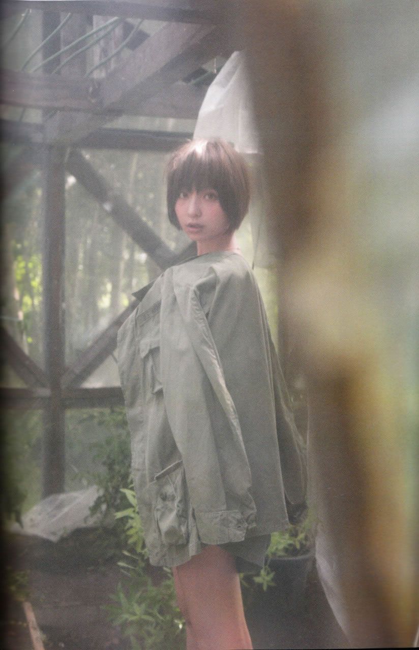 篠田麻里子 Mariko Shinoda 《Yes and No》写真全本 [100P]