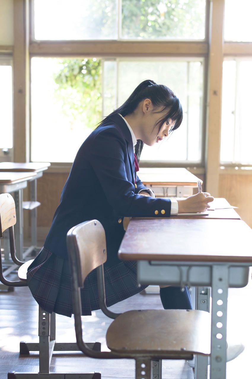 [WPB-net] No.151 星名美津紀 – 美少女の制服の中 [40P]