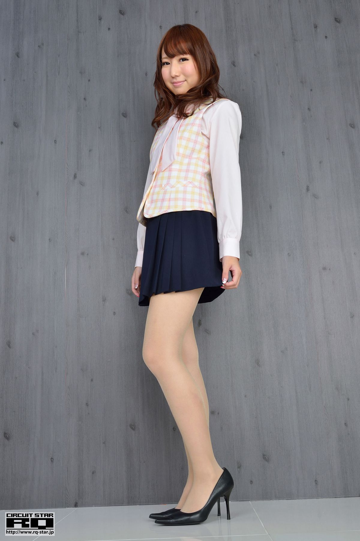 [RQ-STAR] 2013.01.07 NO.00739 Nanami Takahashi 高橋七海 Office Lady [80P]