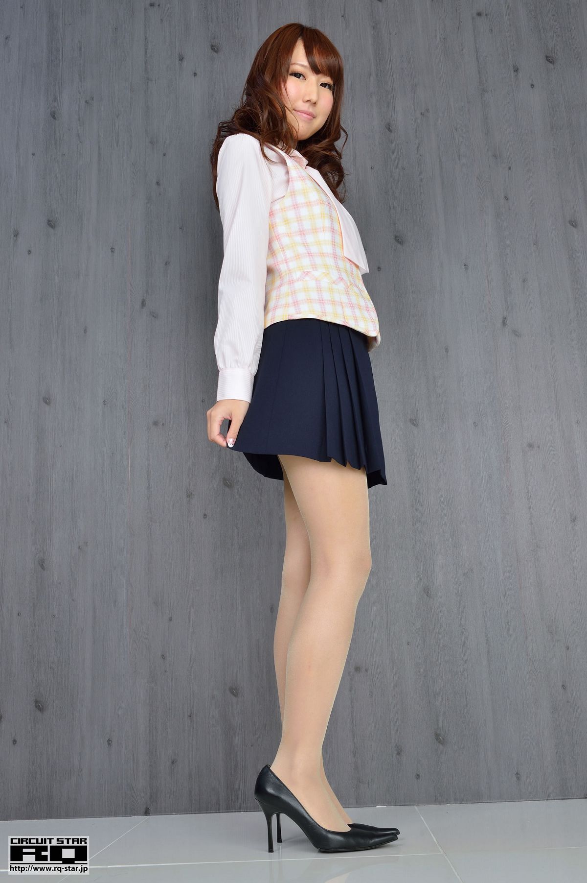 [RQ-STAR] 2013.01.07 NO.00739 Nanami Takahashi 高橋七海 Office Lady [80P]